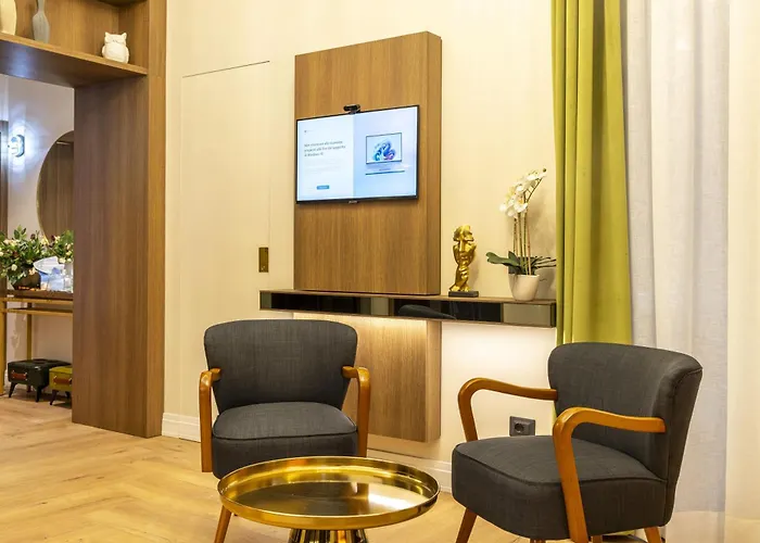 Palazzo Don Minzoni فلورنس