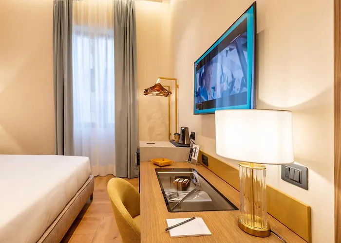 Palazzo Don Minzoni فلورنس