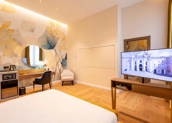 Palazzo Don Minzoni 4*
